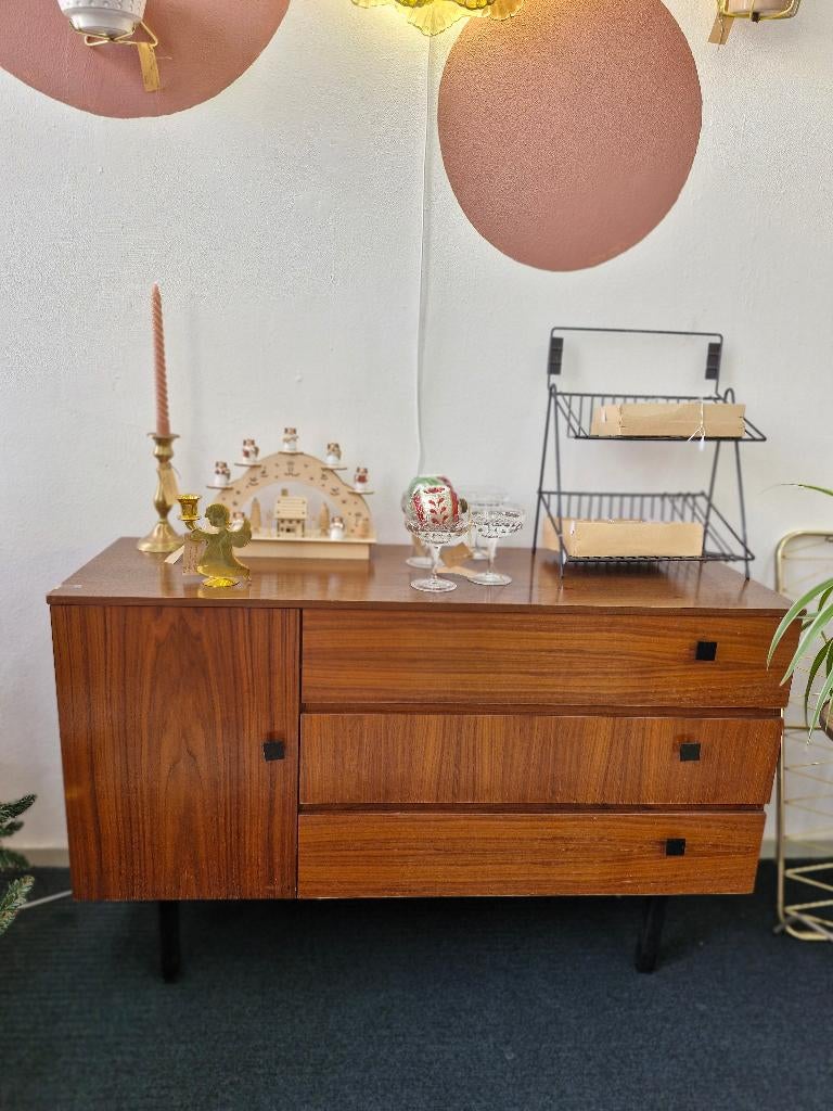 Vintage kastje / klepkastje zwarte greepjes en pootjes, Ophalen, Huis en Inrichting