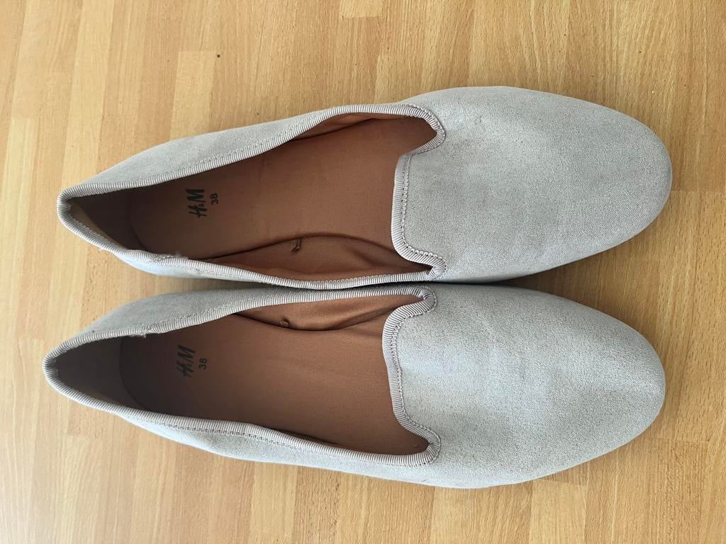 Ballerina’s licht grijs maat 38, Kleding | Dames, Ophalen of Verzenden, Zo goed als nieuw, Grijs