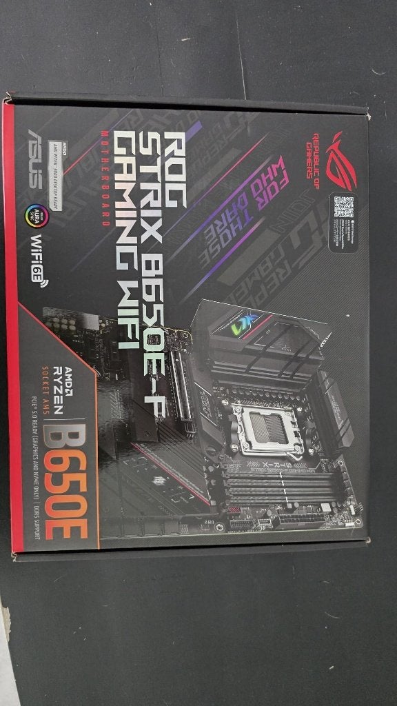 ASUS ROG Strix B650E-F Gaming WiFi AM5 – garantie + doos, Computers en Software, Moederborden, Ophalen of Verzenden, Zo goed als nieuw