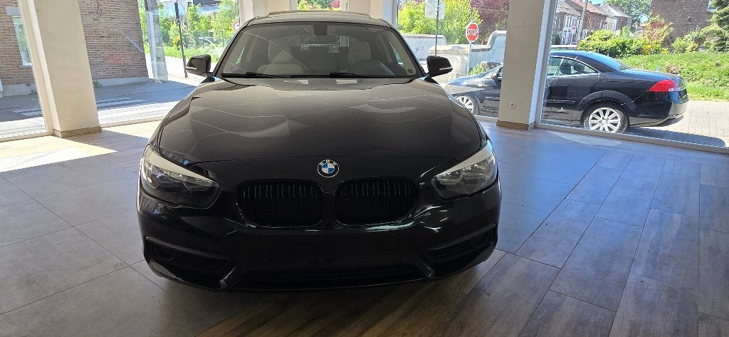 BMW 118 i 136cv SPORT AUT 2019 CUIR/AIRCO/GPS/TOE/EURO 6d, Autos, BMW, Achat, Entreprise, Automatique, Capteur de stationnement