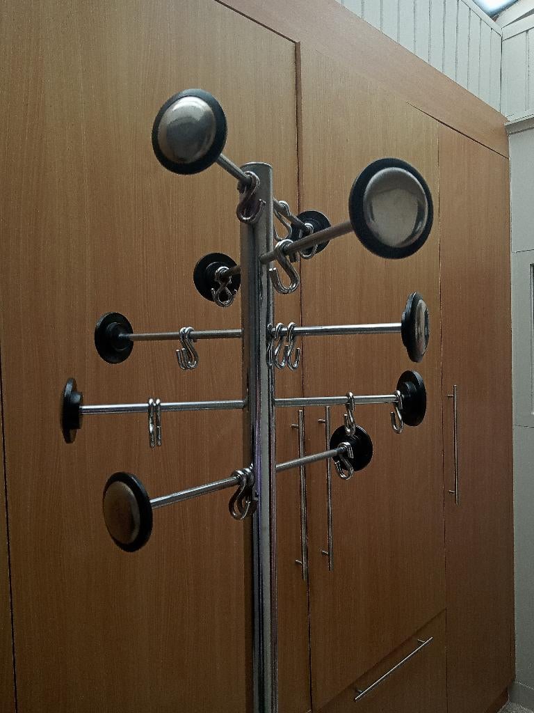 KAPSTOK OP VOET  chromé  Jaren ’70 - ’80      Mid-Century  , Ophalen of Verzenden