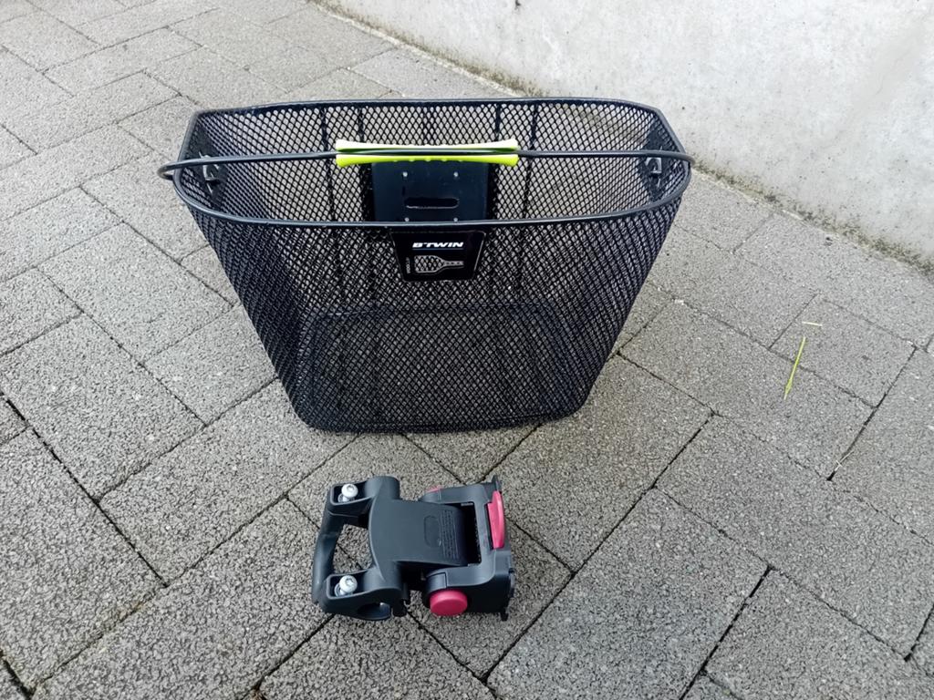 Afneembare fietsmand als nieuw, Stuurbevestiging, Ophalen of Verzenden, Zo goed als nieuw, Decathlon Btwin