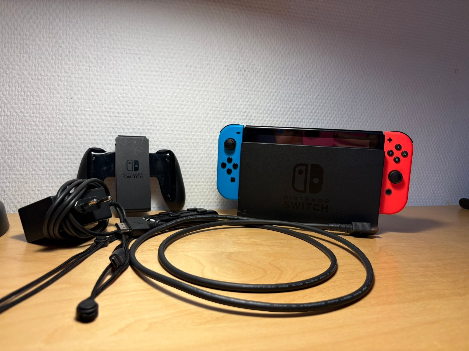 Nintendo switch, Ophalen of Verzenden, Zo goed als nieuw, Switch Original