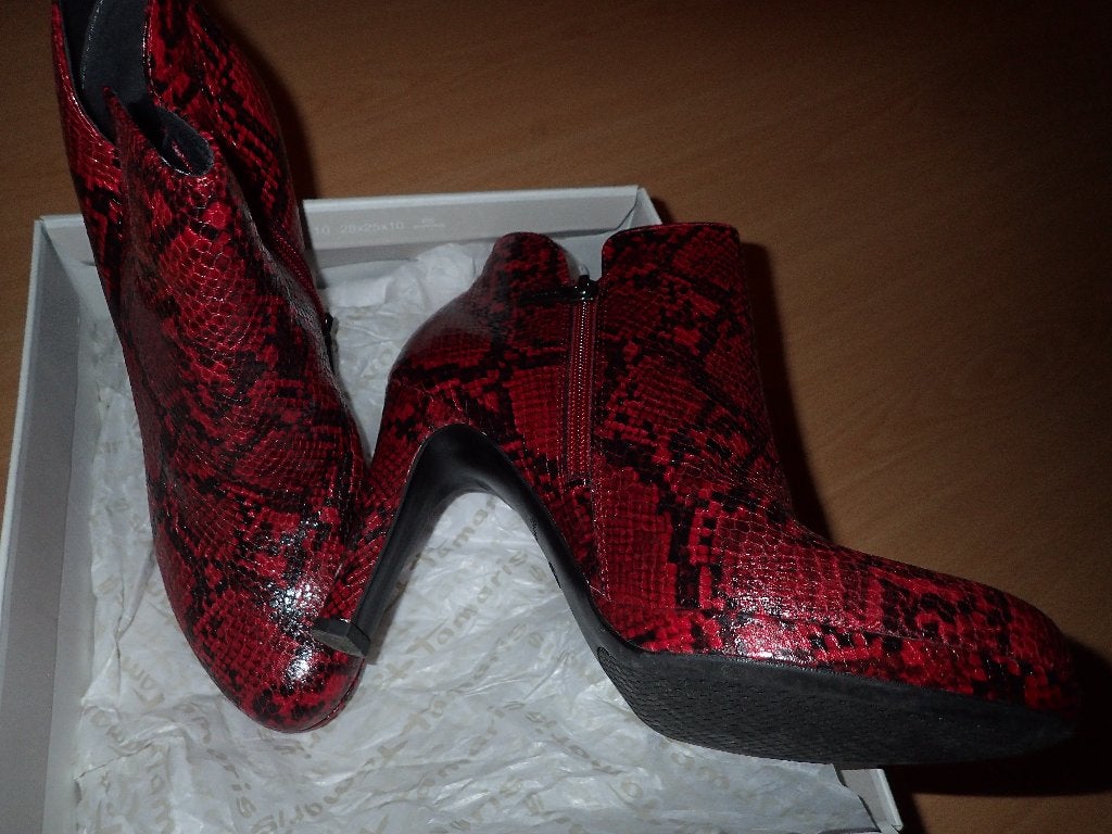 Bottillons rouge & noir, Comme neuf, Enlèvement, Boots et Botinnes, Rouge