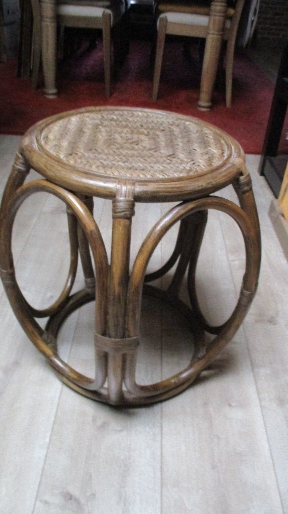 Vintage Rotan krukje, Ophalen, Zo goed als nieuw, Riet of Rotan, Eén