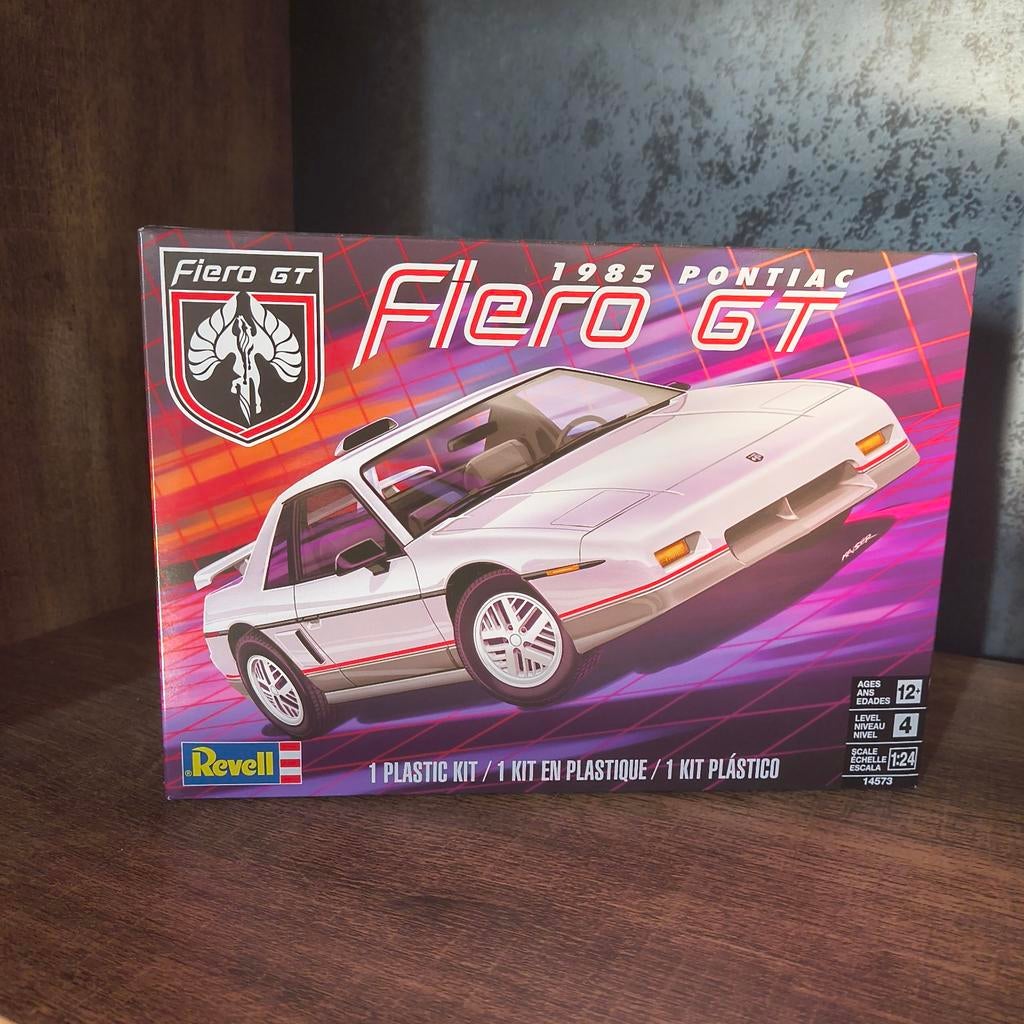 Revell 1:24 Pontiac Fiero GT 1985 (nieuw), Enlèvement ou Envoi, Revell