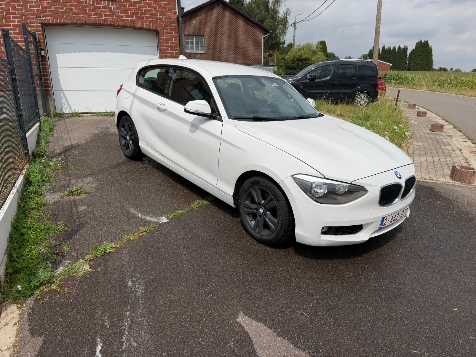 BMW 114i, Autos, BMW, Cuir, 75 kW, Euro 6, Boîte manuelle