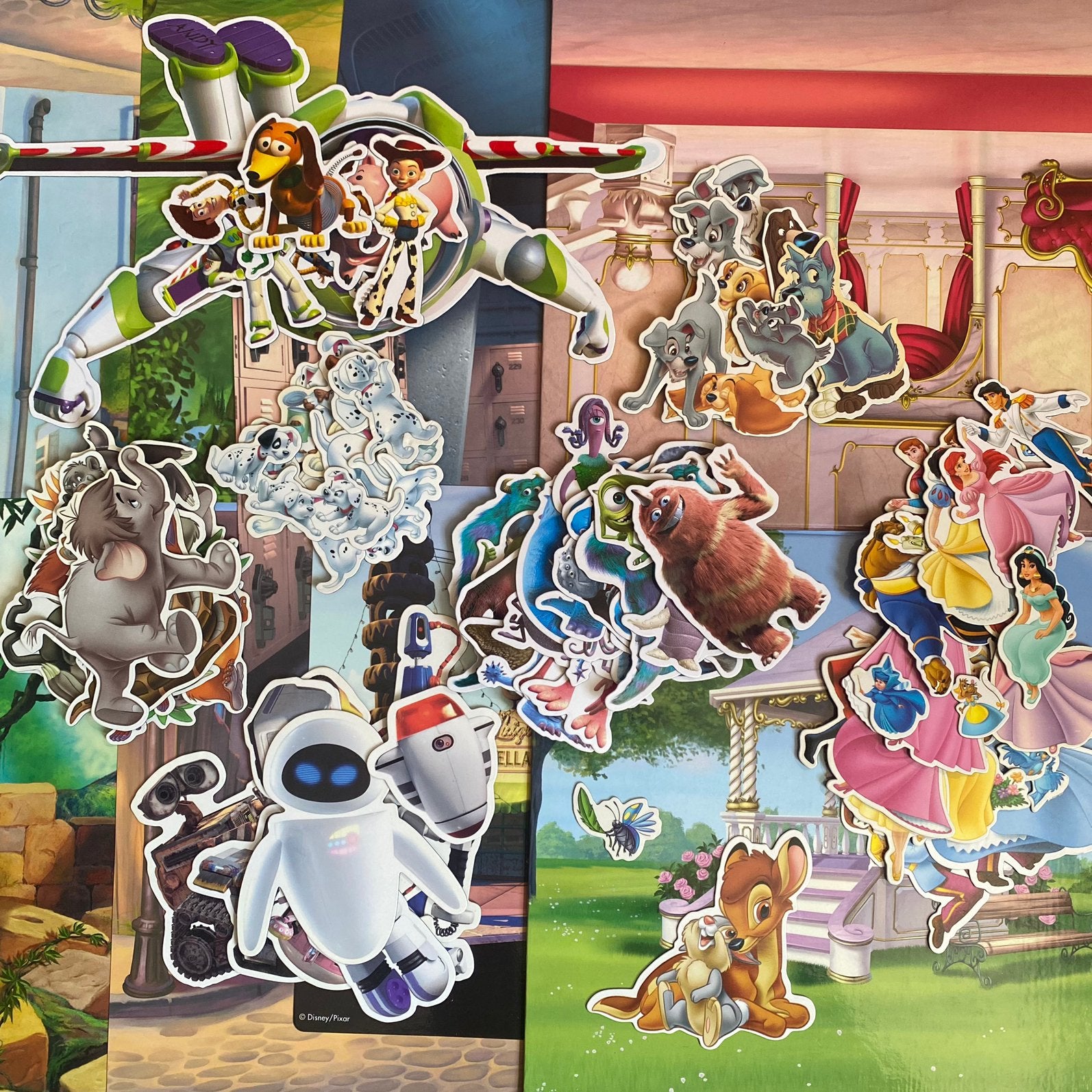 Magnets Disney anciens, Collections, Disney, Utilisé, Autres types, Le Roi Lion ou Le Livre de la Jungle, Enlèvement ou Envoi