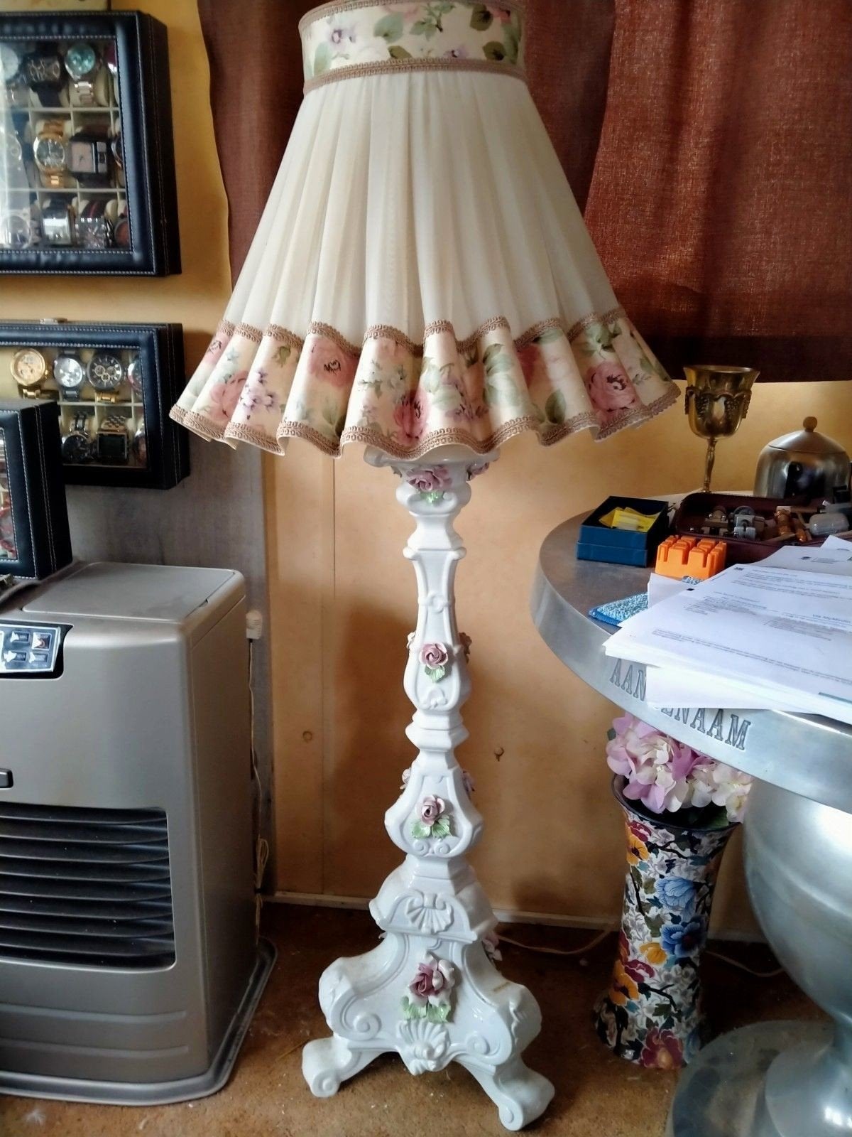 vloer staanlamp met rokkap, Ophalen