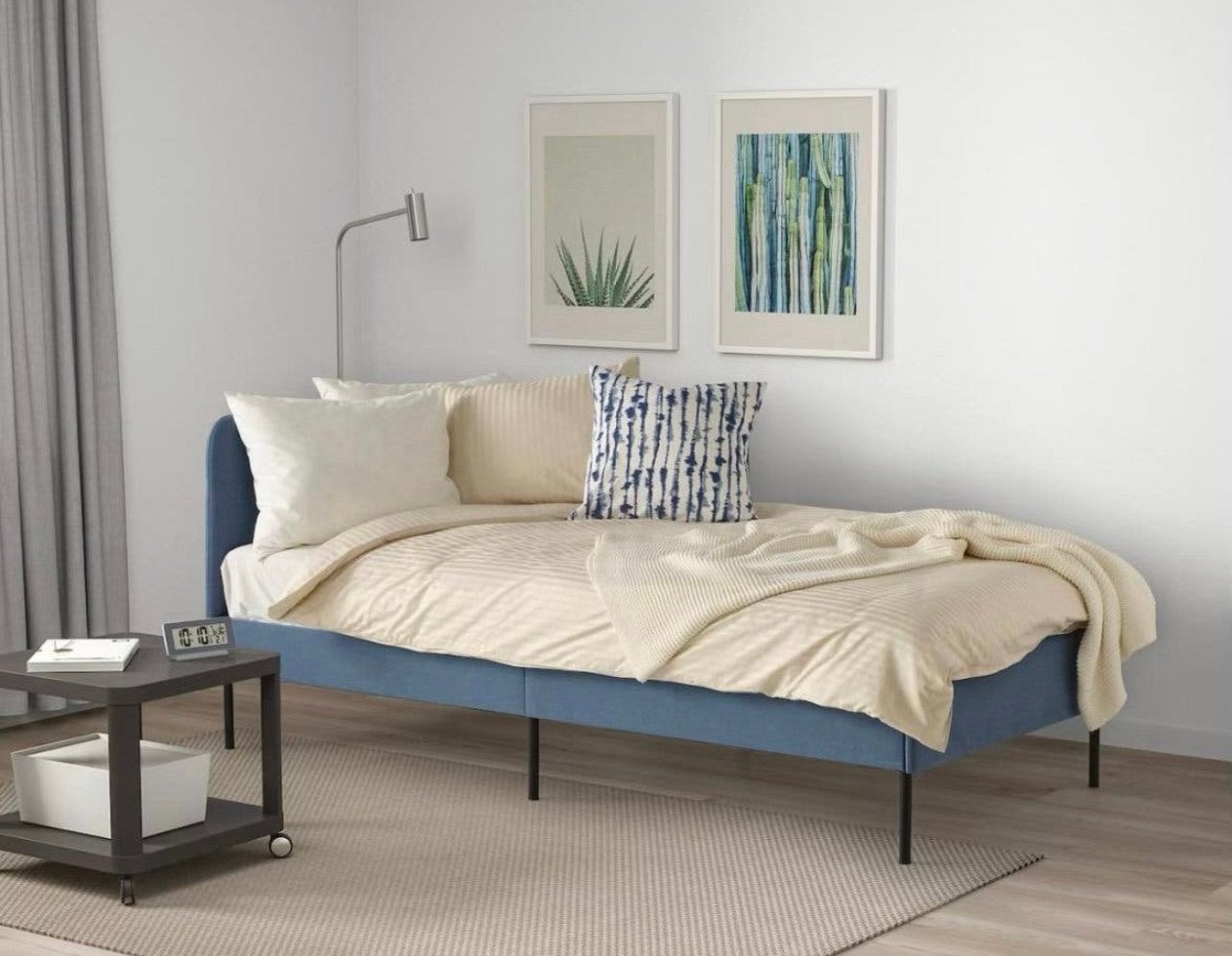Slaapbank/zetelbed zo goed als nieuw incl matras, Ophalen, Zo goed als nieuw, Blauw