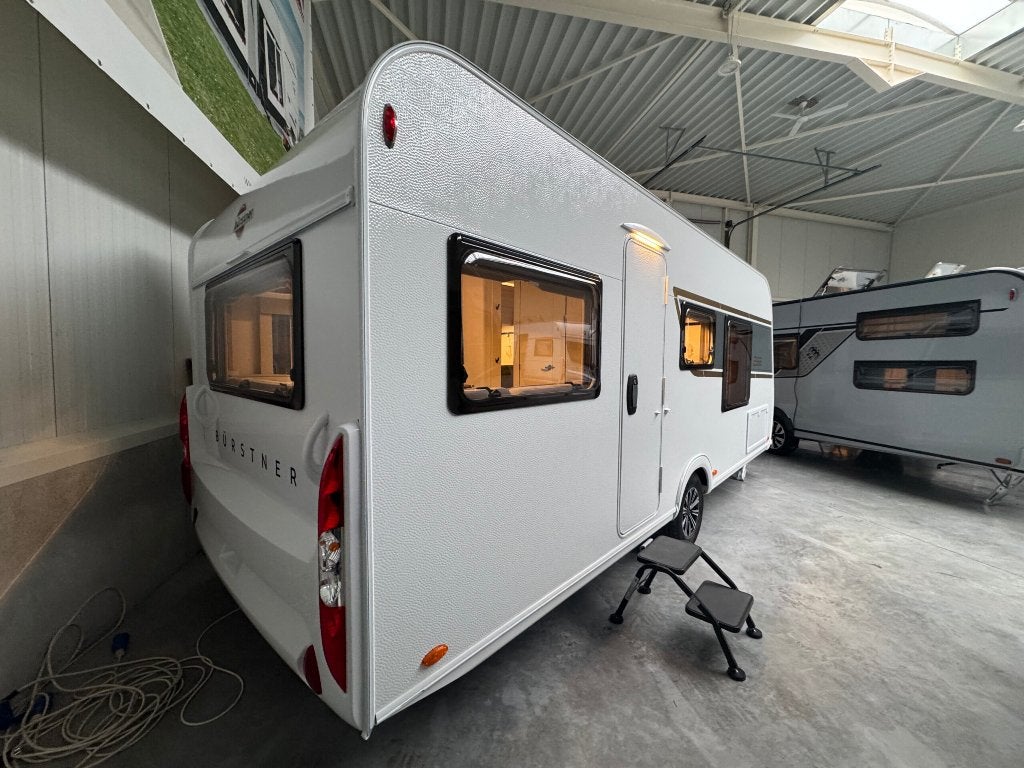 Lit îlot Burstner B66 485 TS - vente de stock, Caravanes & Camping, Caravanes, Jusqu'à 4, Entreprise, Poêle, Bürstner