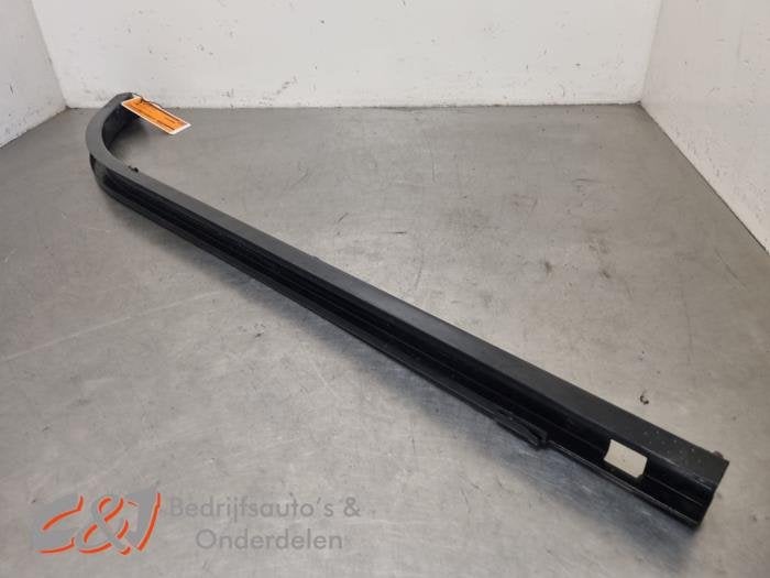 Rail porte coulissante droite d'un Mercedes Vito, 3 mois de garantie, Utilisé, -, -