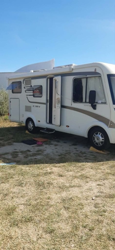 Camping-car intégré Hymer Exsis-i 614, Caravanes & Camping, Jusqu'à 4, Porte conducteur, Caméra de recul, Toilette à cassette