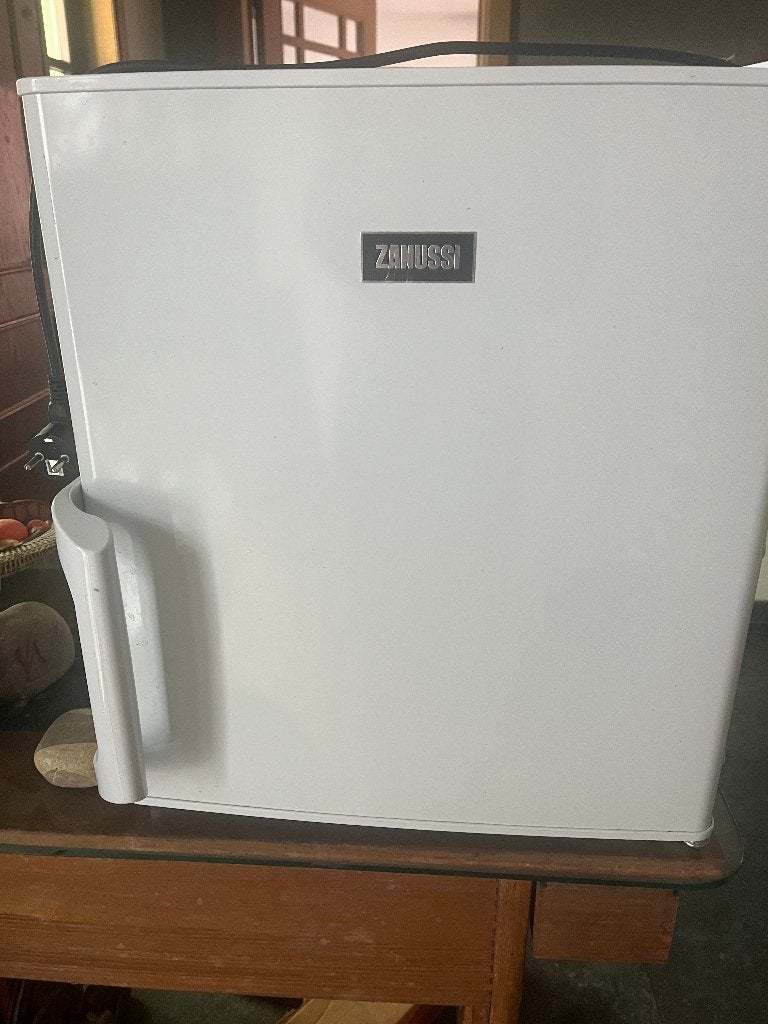Koelkast tafelmodel met vriesvak - Zanussi, Elektronische apparatuur, Ophalen, Minder dan 85 cm, 45 tot 60 cm, Met vriesvak