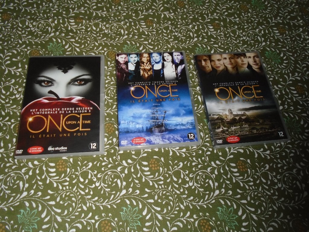 DVD - SERIES SCIENCE FICTION - ONCE UPON A TIME S1 à 3, CD & DVD, DVD | TV & Séries télévisées, Enlèvement ou Envoi, Saison 1