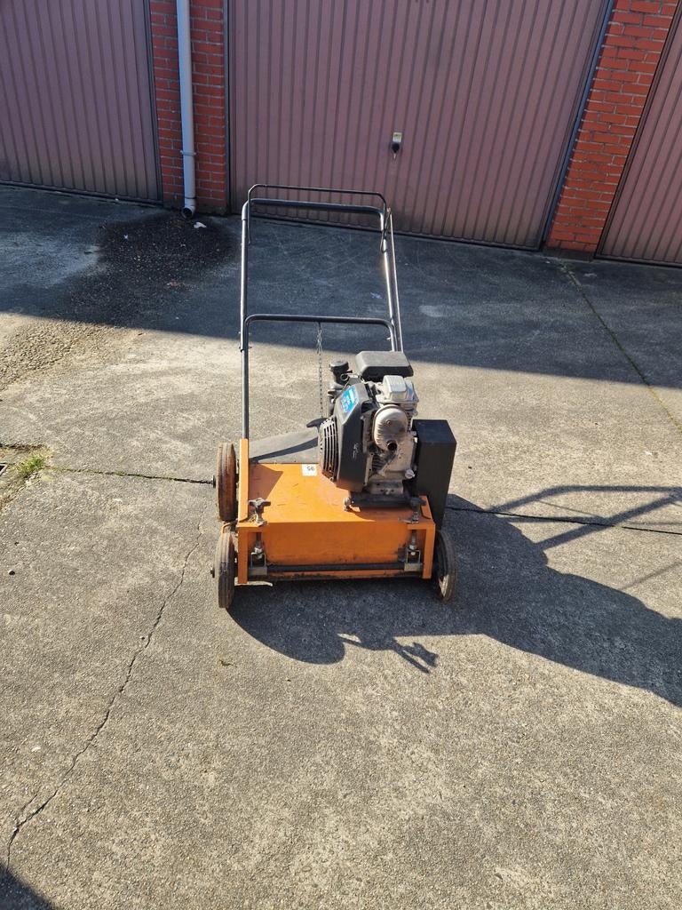Eliet verticuteerder 501, Tuin en Terras, Verticuteermachines, Ophalen