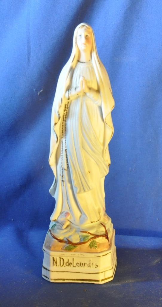 statue notre dame de lourdes en biscuit 26 cm, Antiquités & Art, Enlèvement ou Envoi