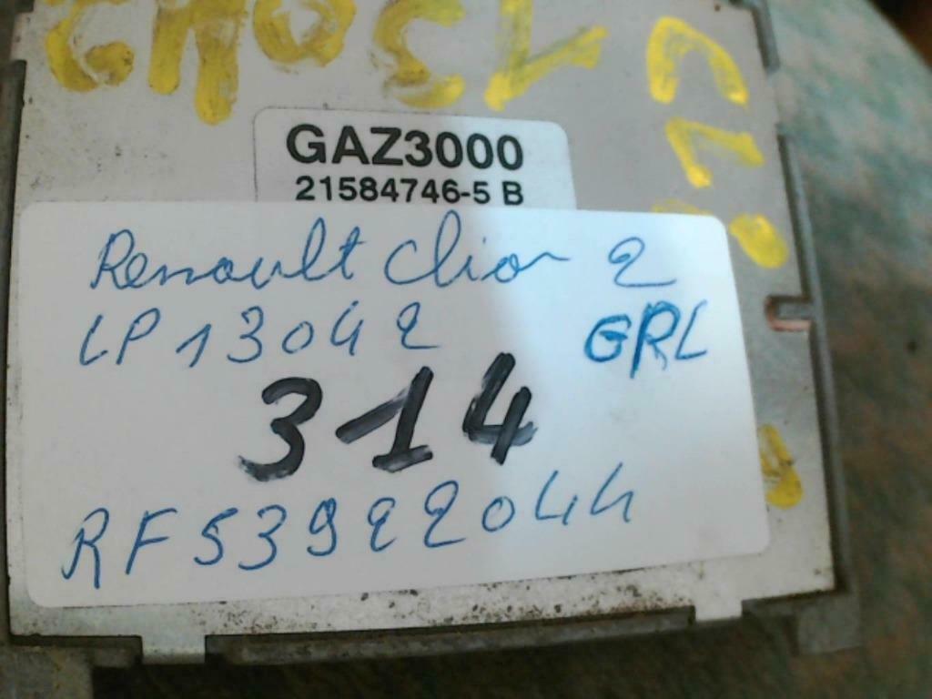 Calculateur GPL Renault Clio 1.2i 44kw  8200324478 (314), Enlèvement ou Envoi, Utilisé, Renault