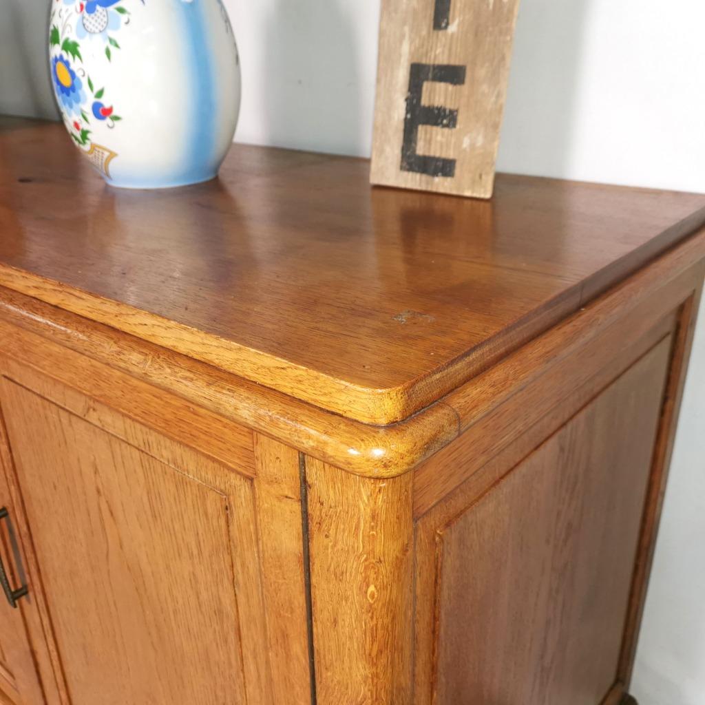 Lage Antieke Franse dressoir in zware bleke eik L 162 H 76, Antiek en Kunst, Ophalen