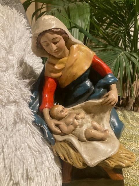 gepolycromeerd gipsen beeldje van Maria met het kindje Jezus, Antiek en Kunst, Ophalen of Verzenden