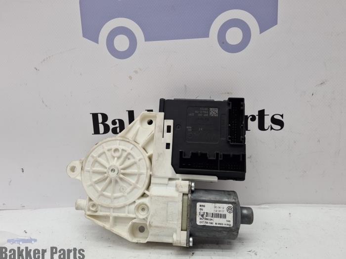 Moteur de vitre portière d'un Volkswagen Tiguan, Autos : Pièces & Accessoires, Carrosserie & Tôlerie, Volkswagen, Utilisé, 3 mois de garantie
