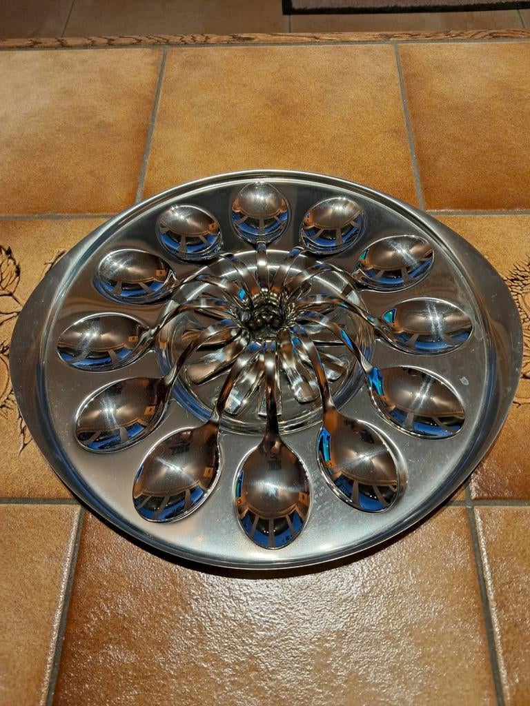 12 cuillères apéro et assiette de présentation Inox vintage, Enlèvement ou Envoi, Neuf, Rond, Métal