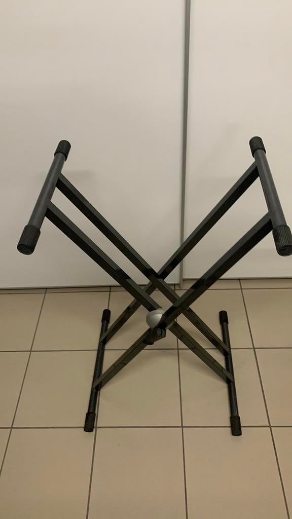 Keyboard statief, Ophalen of Verzenden, Gebruikt, Instrumentstandaard, Keyboard of Synthesizer