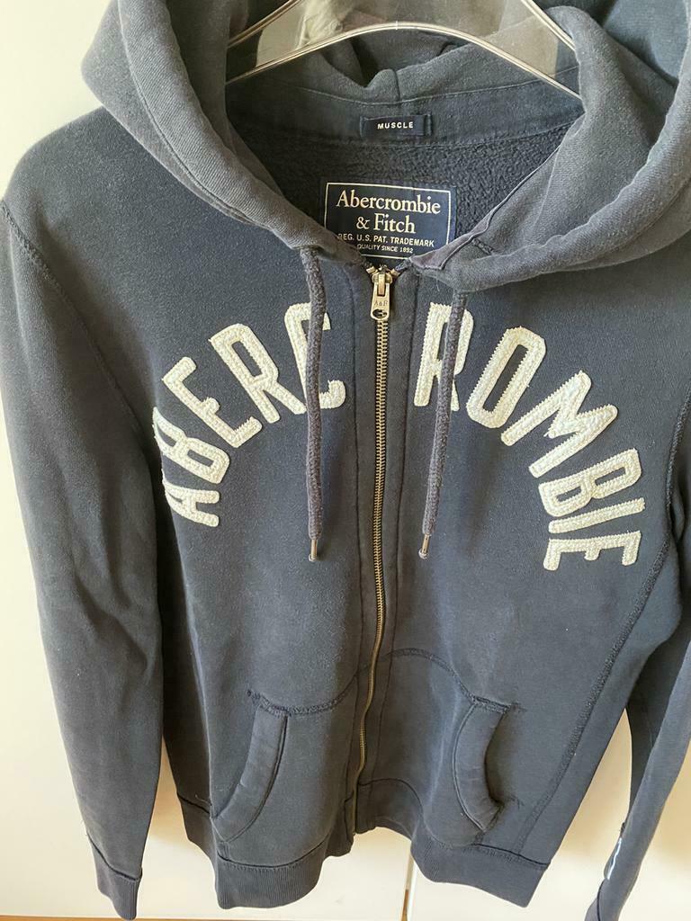 Donkerblauwe gilet met rits van het merk Abercrombie & Fitch, Blauw, Ophalen of Verzenden, Zo goed als nieuw, Maat 34 (XS) of kleiner