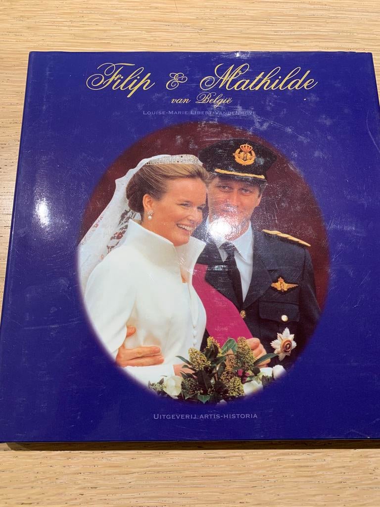 Filip & Mathilde van België, Verzamelen, Ophalen of Verzenden, Zo goed als nieuw, Tijdschrift of Boek