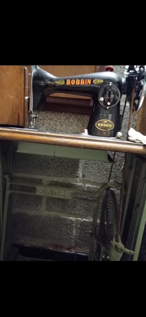 Bobbin naaimachine, Enlèvement