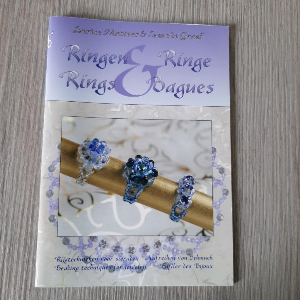 Ringen - Rijgtechnieken voor sieraden, Livres, Fabrication de bijoux, Enlèvement ou Envoi, Lucrèce Mattens & Leane, Comme neuf