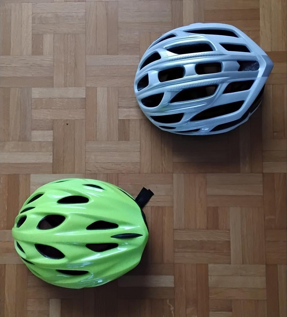 Cairbull en AGU fietshelm, Ophalen of Verzenden, Zo goed als nieuw