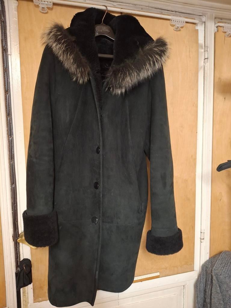 3/4 jas van schapenvacht met capuchon, Ophalen, Zo goed als nieuw