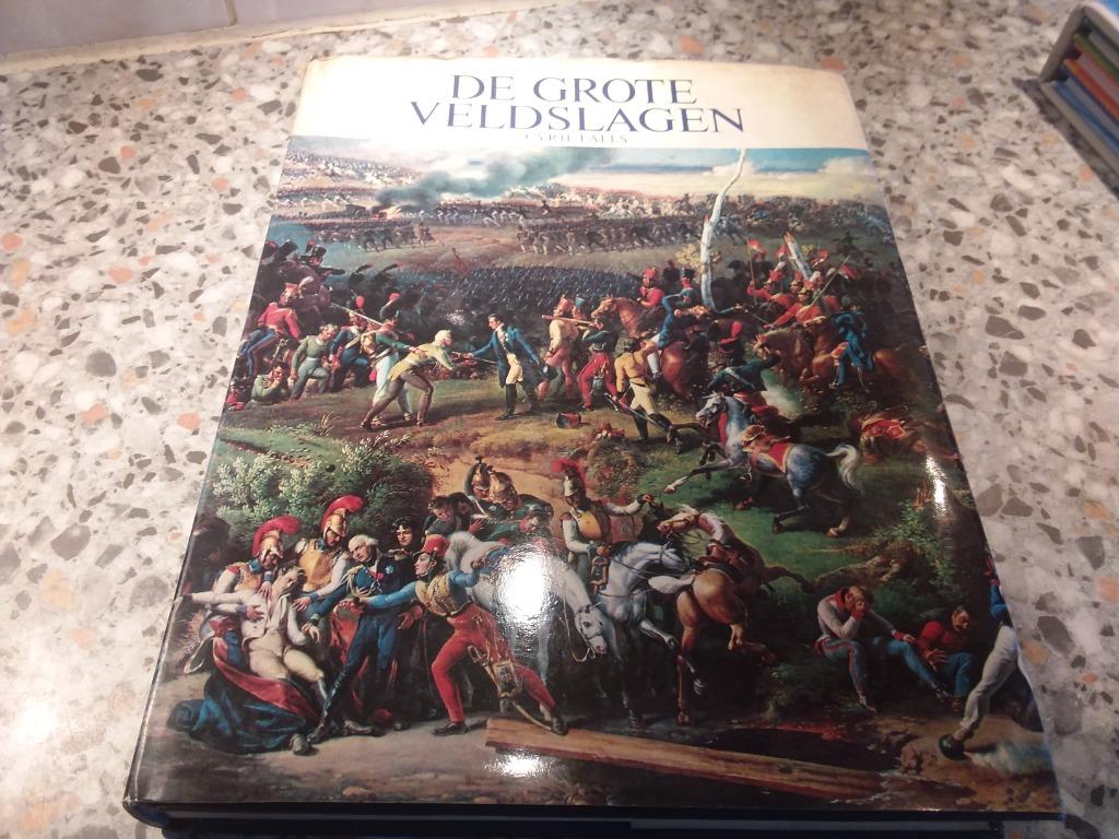 Les grandes batailles, Livres, Autres régions, Enlèvement ou Envoi, Comme neuf, Cyril falls