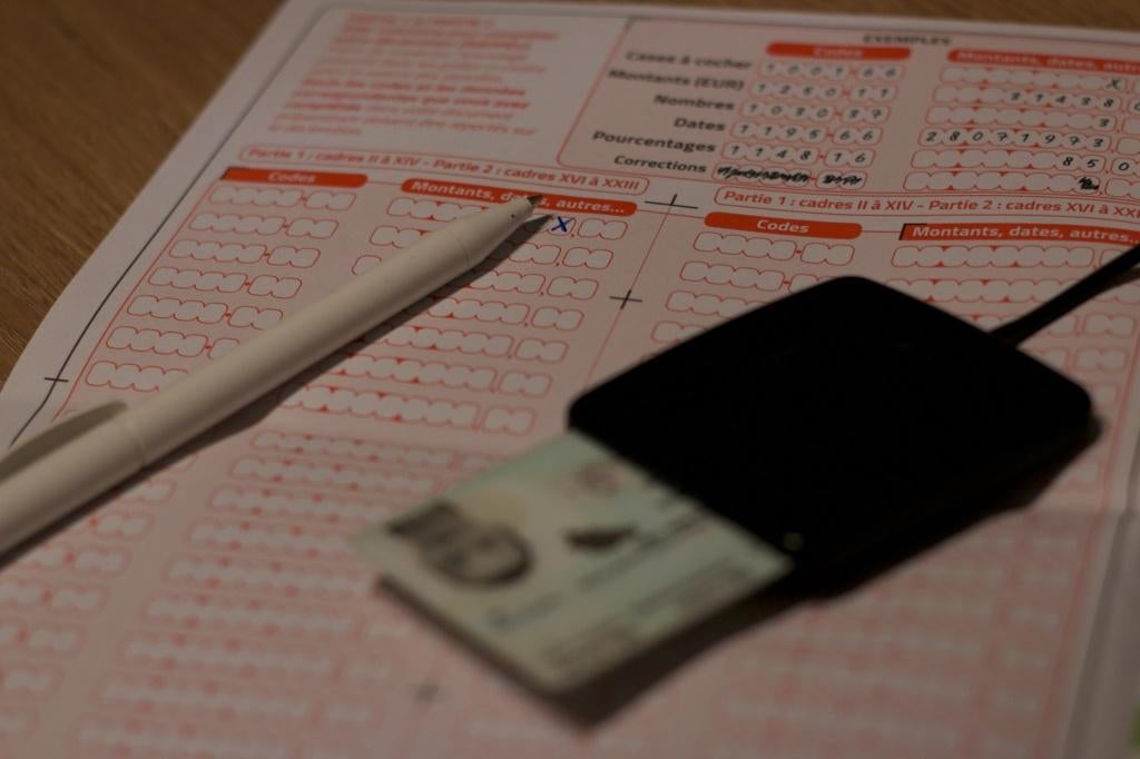 REMPLISSAGE DÉCLARATION FISCALE 2026 PARTICULIER OU INDEPEND, Offres d'emploi, Emplois | Travail à domicile, À partir de 10 ans