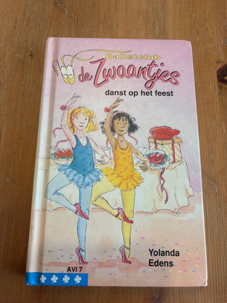 Balletclub de Zwaantjes danst op het feest (Y.Edens ) Avi 7, Ophalen of Verzenden, Zo goed als nieuw, Yolanda Edens