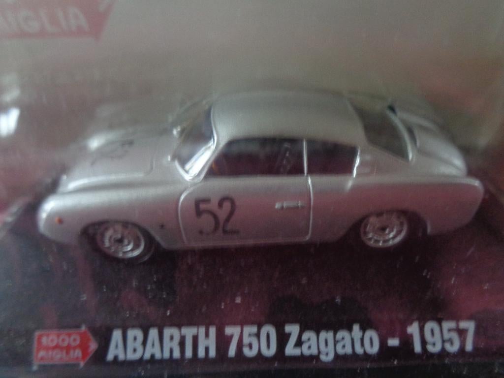 modelauto Abarth 750 1/43, Ophalen, Zo goed als nieuw