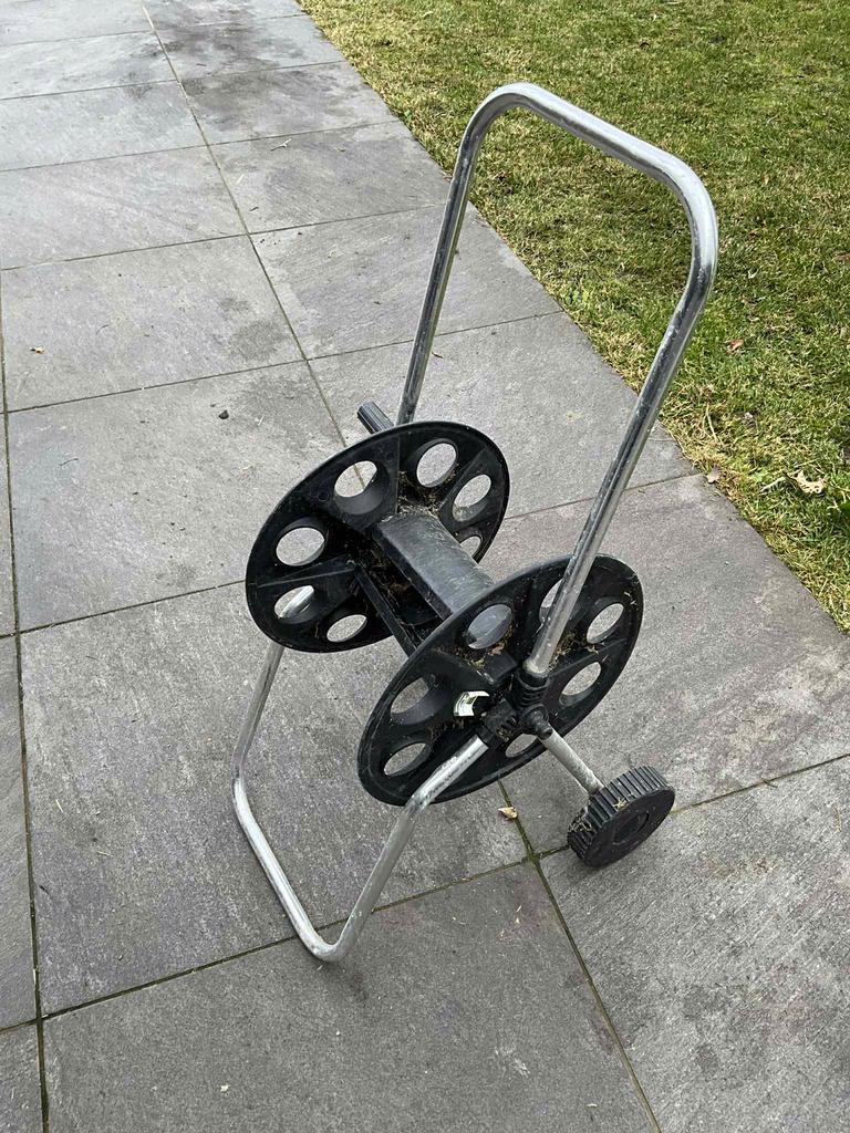 Tuinslanghaspel - tuinslangwagen - tuinslangoproller, Ophalen of Verzenden, Zo goed als nieuw, Tuinslanghaspel