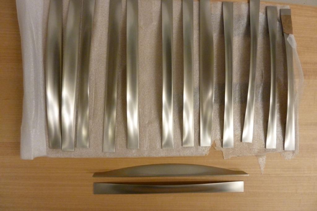 Lot de 14 poignées en inox pour porte de cuisine NEUF !, Enlèvement, Neuf, Autres types, Inox