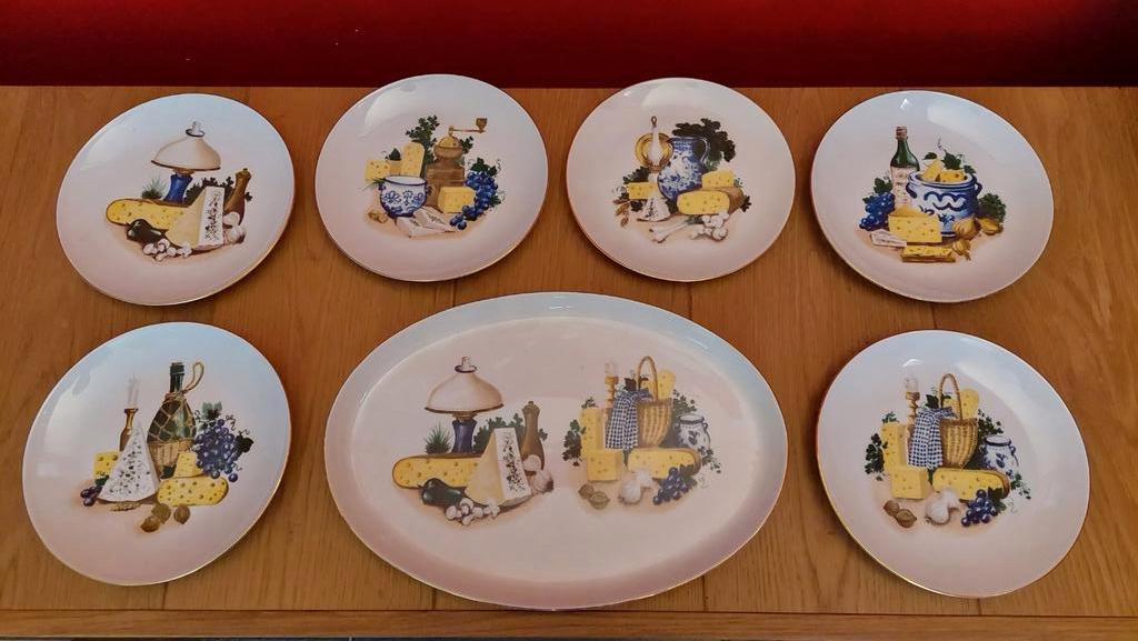 6 bordjes en 1 ovalen schotel van Kahla - decor van kazen, Enlèvement ou Envoi