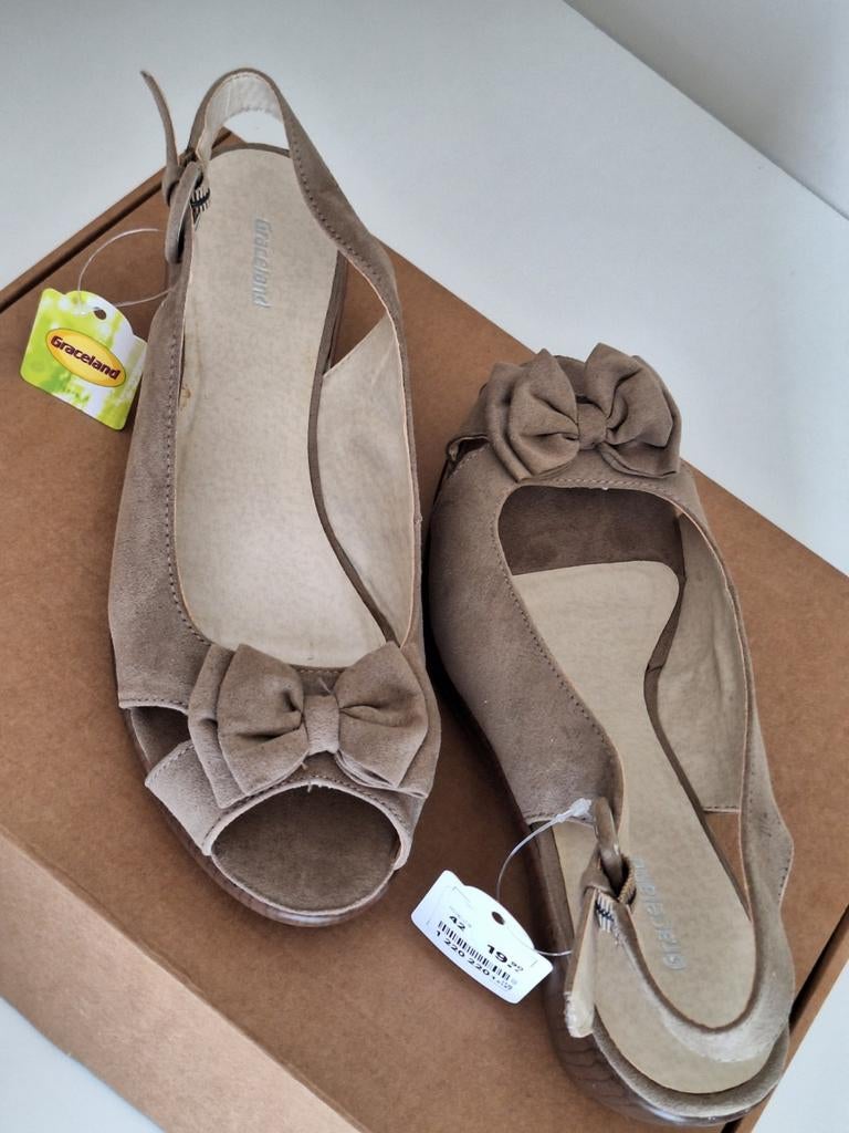 Ballerine taille 42, Vêtements | Femmes, Neuf, Beige, Enlèvement, Ballerines