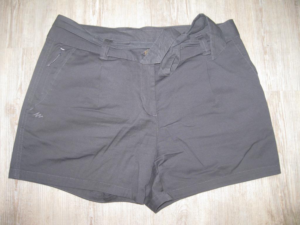 Decathlon Quechua wandelbroek in nieuwstaat maat M, Kleding | Dames, Maat 38/40 (M), Kort, Nieuw, Ophalen of Verzenden