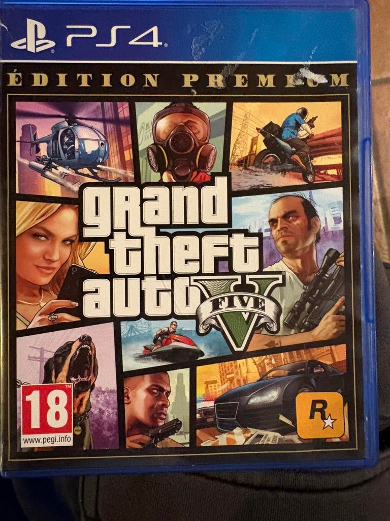 Gta 5 ps4, Games en Spelcomputers, Games | Sony PlayStation 4, Ophalen of Verzenden, Zo goed als nieuw