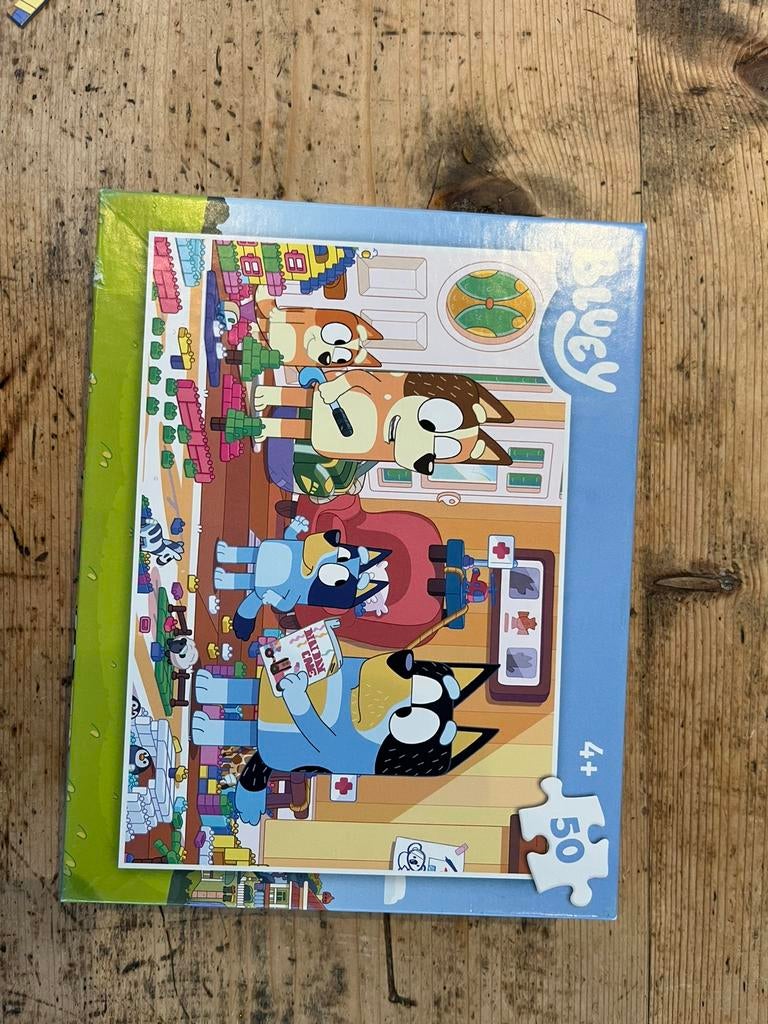 Puzzel Bluey 50 stuks, Kinderen en Baby's, Speelgoed | Kinderpuzzels, Ophalen, Zo goed als nieuw