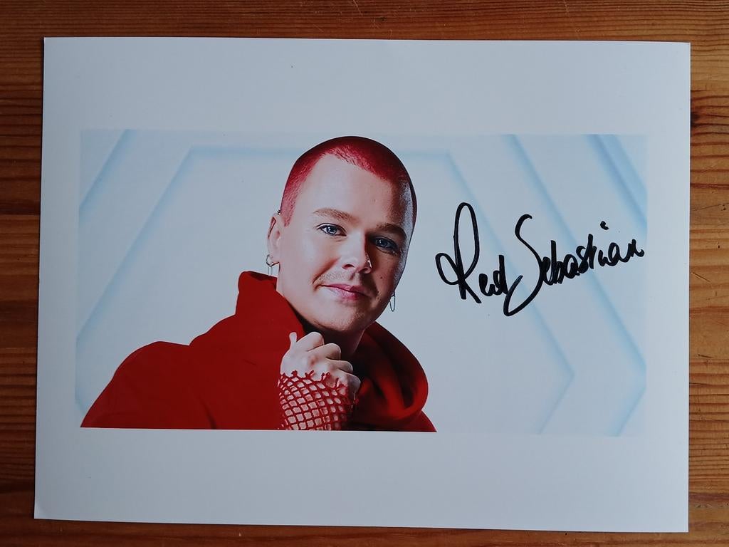 Gesigneerde foto van Red Sebastian., Verzenden, Nieuw