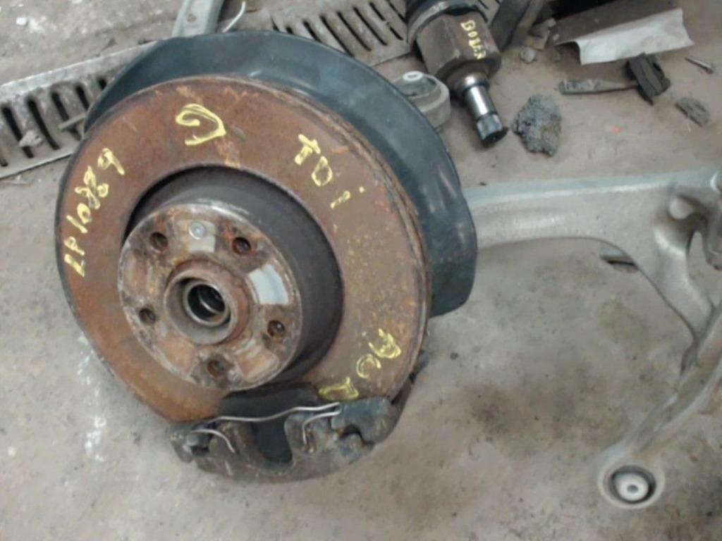 moyeu avant gauche audi A6 S6 (C6)/2503088, Enlèvement, Utilisé, Audi