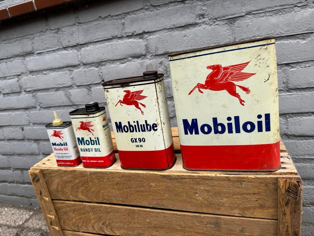 Mobiloil olie blikken, Verzamelen, Blikken, Ophalen of Verzenden, Gebruikt, Overige, Overige merken