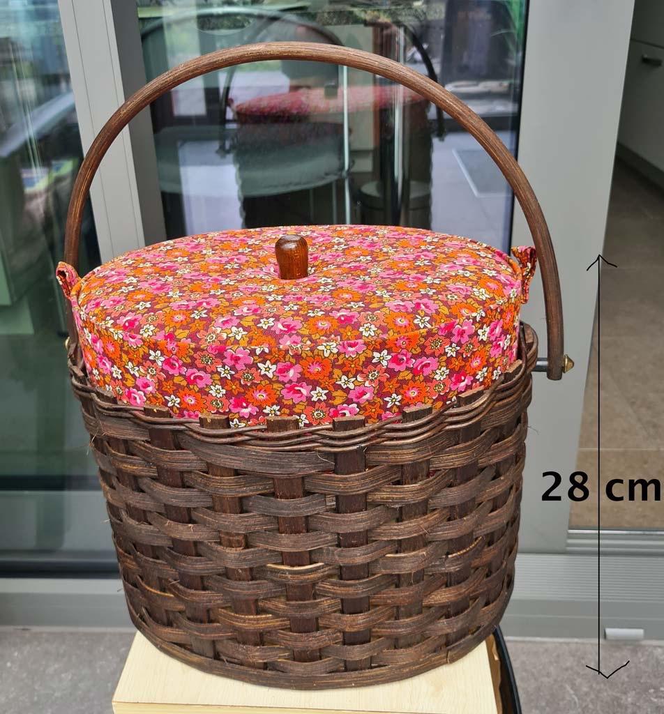 vintage hoge naaimand - opbergmand -lees info aub, Ophalen, Zo goed als nieuw