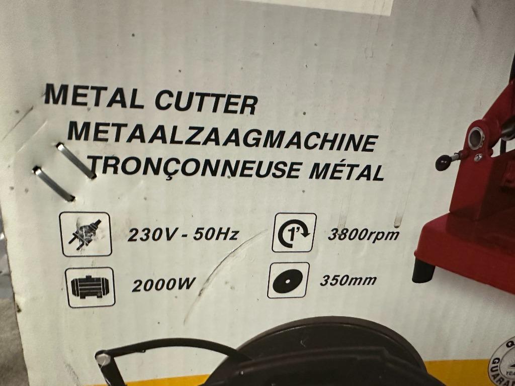tronçonneuse metal. ( faire offre ), Enlèvement, Comme neuf, Autres métaux