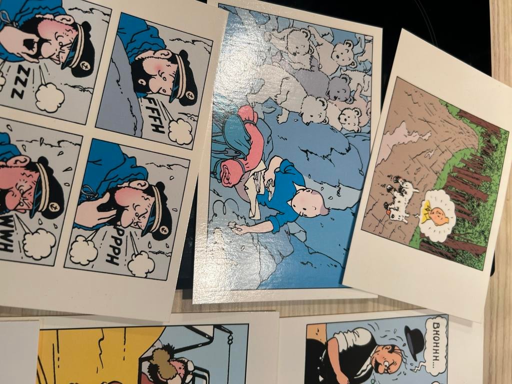 Tintin 10 carte format postal tres bon état, Enlèvement ou Envoi